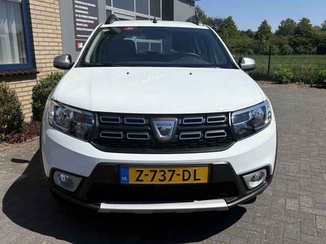 Dacia SANDERO 0.9 TCe Tech Road STOELVERW-NAVI-BT
