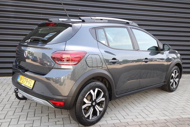 Dacia SANDERO Stepway 1.0 TCe 100 Bi-Fuel Comfort Trekhaak, navi, parkeersensoren, Climatecontrole