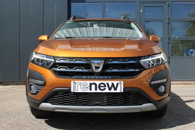 Dacia SANDERO Stepway 1.0 TCe 90 Comfort | Navigatie | Climate Control | Cruise | Sensoren en camera | Trekhaak