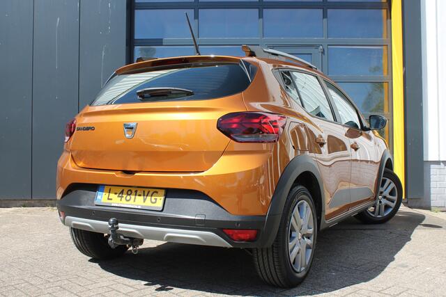 Dacia SANDERO Stepway 1.0 TCe 90 Comfort | Navigatie | Climate Control | Cruise | Sensoren en camera | Trekhaak