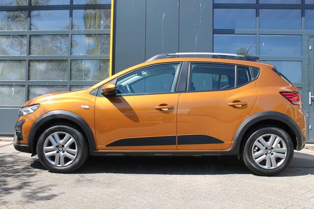 Dacia SANDERO Stepway 1.0 TCe 90 Comfort | Navigatie | Climate Control | Cruise | Sensoren en camera | Trekhaak
