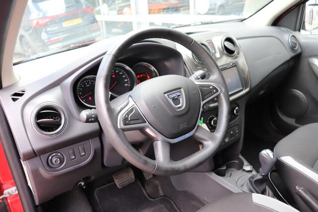 Dacia SANDERO 0.9 TCe SL Stepway Automaat. Navigatie, Trekhaak.