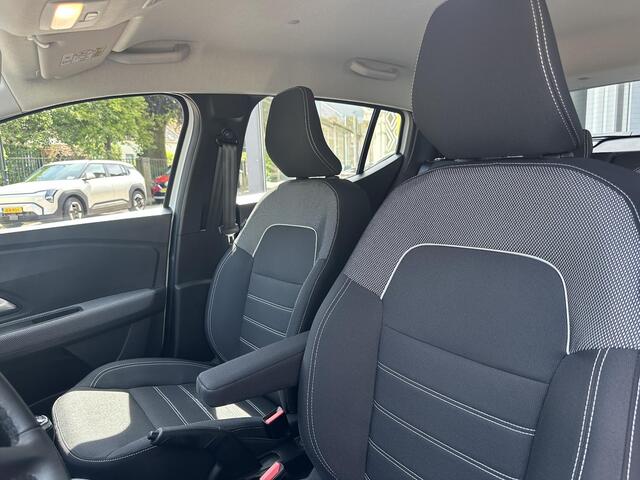 Dacia SANDERO 1.0 TCe 90 Comfort | Parkeersensoren achter | Apple Carplay/Android Auto | Lage kilometerstand | Dealeronderhouden | Eerste eigenaar | Nederlandse auto | Trekhaak | All seasonbanden |