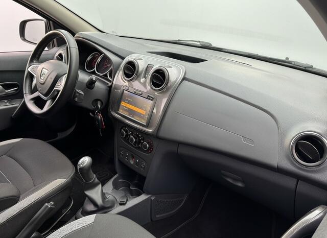 Dacia SANDERO 0.9 TCe SL 90PK STEPWAY CAMERA/NAVI/CRUISE-CONTROL