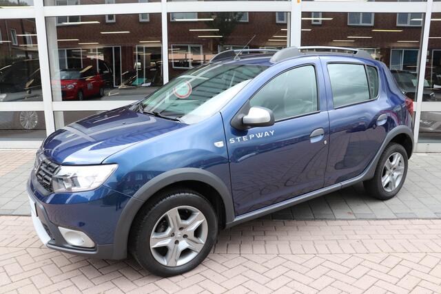 Dacia SANDERO 0.9 TCe SL Stepway Automaat. Navigatie, trekhaak.