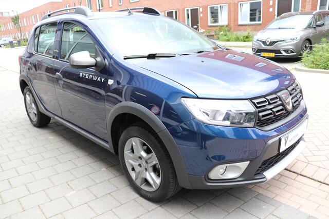 Dacia SANDERO 0.9 TCe SL Stepway Automaat. Navigatie, trekhaak.