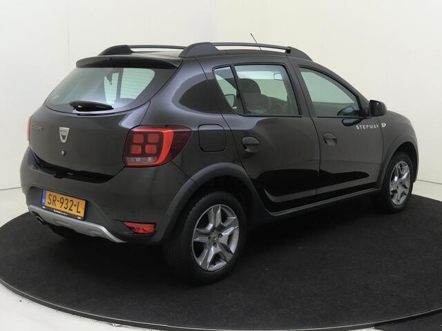 Dacia SANDERO 0.9 TCe 90 PK SL Stepway | Parkeer pakket | airco | cruise control | navigatiesysteem full map |
