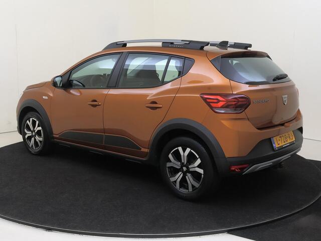 Dacia SANDERO Stepway 1.0 TCe 100 Bi-Fuel Comfort | Parkeersensoren Voor + Achter | Parkeer Camera | Navigatie | Airco | Cruise Control