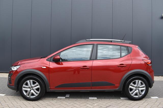 Dacia SANDERO Stepway TCe 90 Comfort | 1E EIGENAAR | DEALER ONDERHOUDEN | TREKHAAK | SENOREN V+A | CAMERA| CLIMATE EN CRUISE CONTROL | ALL SEASONBANDEN | KEYLESS ENTRY |