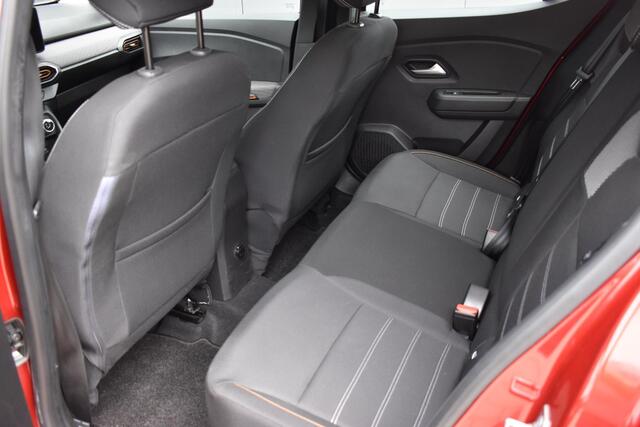 Dacia SANDERO Stepway TCe 90 Comfort | 1E EIGENAAR | DEALER ONDERHOUDEN | TREKHAAK | SENOREN V+A | CAMERA| CLIMATE EN CRUISE CONTROL | ALL SEASONBANDEN | KEYLESS ENTRY |