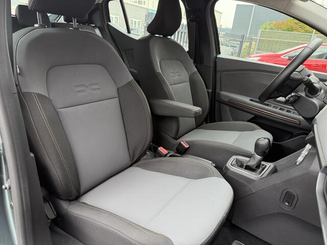Dacia SANDERO Stepway 1.0 TCe 90 Extreme | Automaat | Stoelverwarming | Camera | Keyless