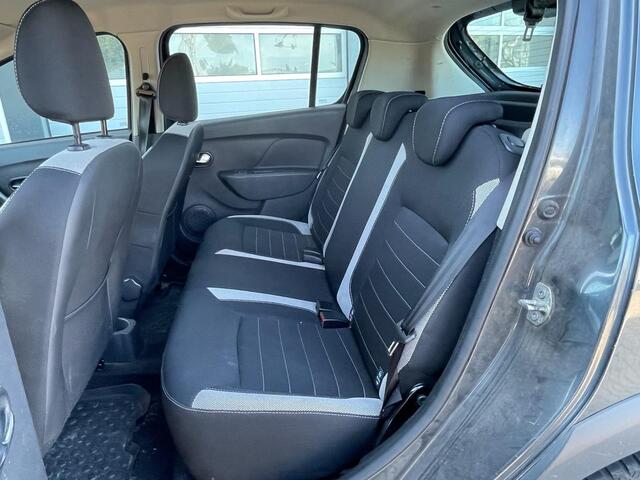 Dacia SANDERO 0.9 TCe SL Stepway | Parkeersensoren | Cruise controll | Delaeronderhouden
