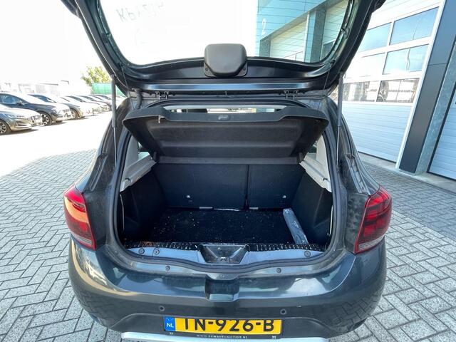 Dacia SANDERO 0.9 TCe SL Stepway | Parkeersensoren | Cruise controll | Delaeronderhouden