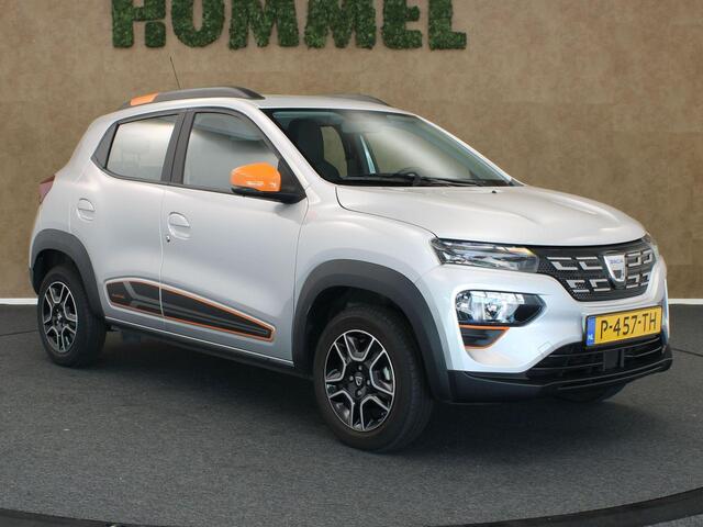 Dacia Spring Comfort Plus (Orange Pack) 27 kWh - ORIGINEEL NEDERLANDSE AUTO - ACHTERUITRIJ CAMERA - NAVIGATIE - PARKEERSENSOREN ACHTER - AIRCO - APPLE CARPLAY/ANDROID AUTO - SNELHEIDSBEGRENZER