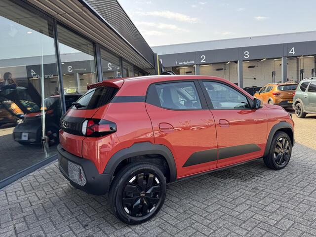 Dacia Spring Extreme 65 26.8 kWh / Achteruitrij camera / Android & Apple carplay / Parkeersensoren achter /