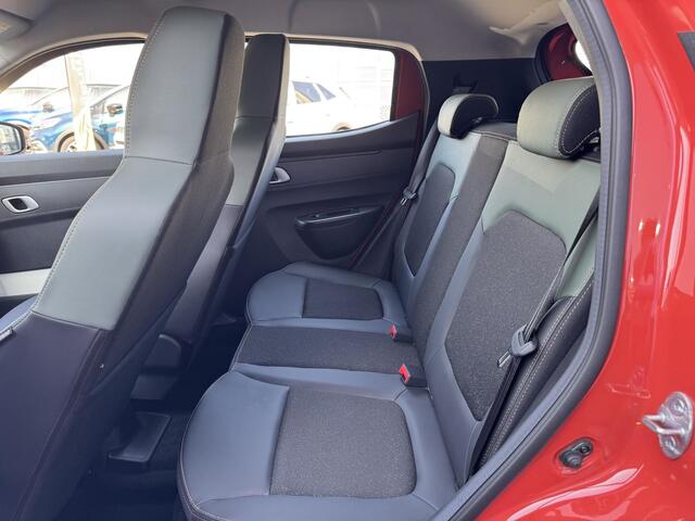 Dacia Spring Extreme 65 26.8 kWh / Achteruitrij camera / Android & Apple carplay / Parkeersensoren achter /
