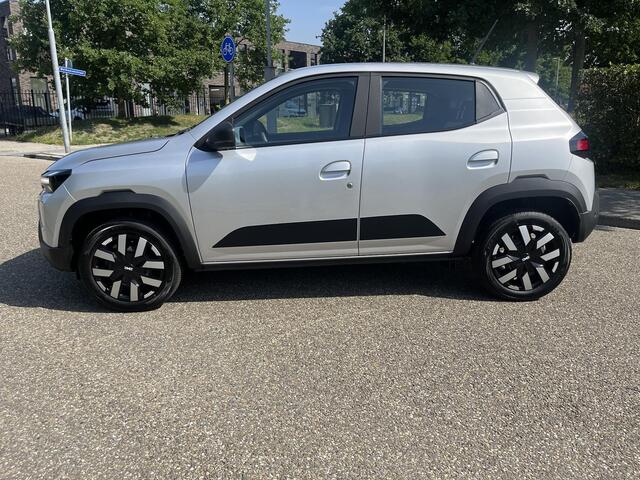 Dacia Spring Expression 65 26.8 kWh AIRCO / PARKEERSENSOREN / CRUISE CONTROLE / BLEUTOOTH TELEFOON VOORBEREIDING.