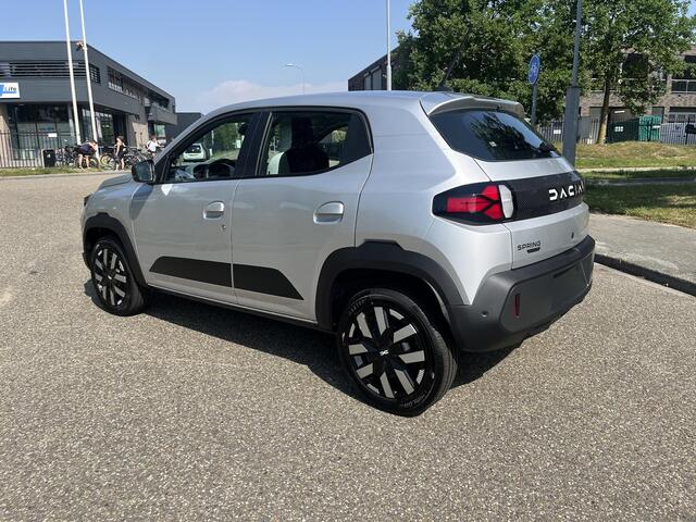 Dacia Spring Expression 65 26.8 kWh AIRCO / PARKEERSENSOREN / CRUISE CONTROLE / BLEUTOOTH TELEFOON VOORBEREIDING.
