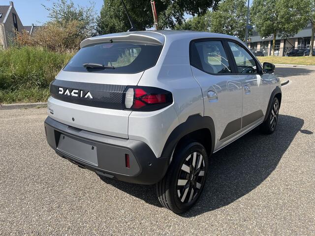 Dacia Spring Expression 65 26.8 kWh AIRCO / PARKEERSENSOREN / CRUISE CONTROLE / BLEUTOOTH TELEFOON VOORBEREIDING.