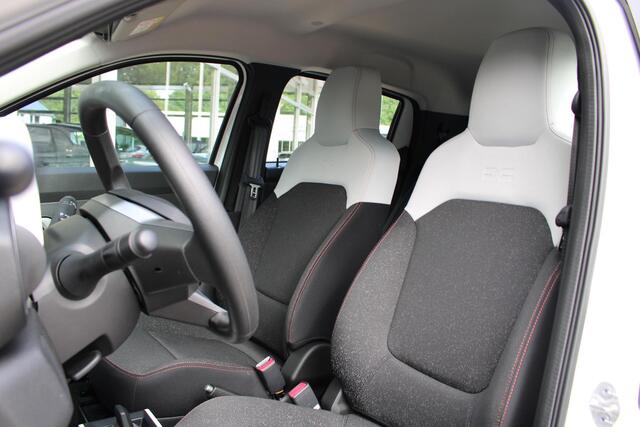 Dacia Spring Expression 65 26.8 kWh | Snelladen | Cruise control | Bluetooth telefoonverbinding | Parkeersensoren achter