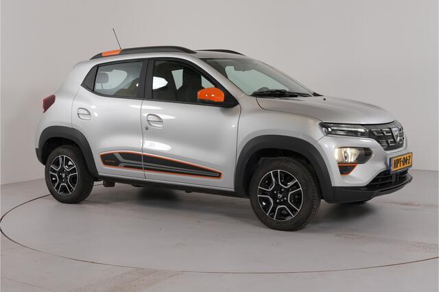 Dacia Spring 27 kWh Orange pack | Camera | Navi | Cruise | Airco | PDC | Bluetooth |