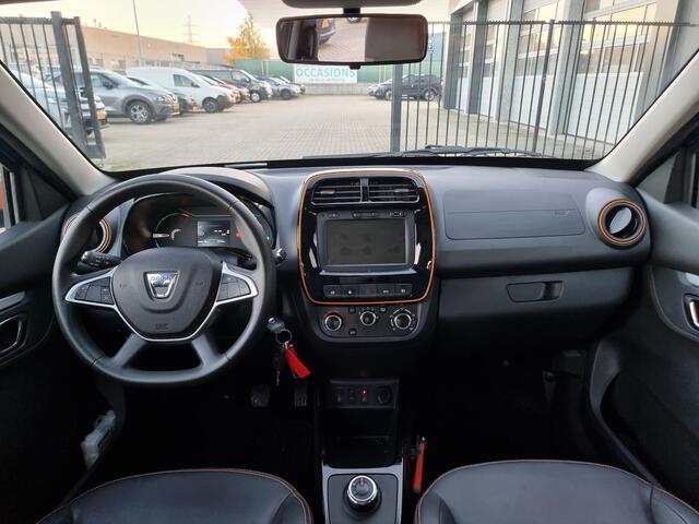 Dacia Spring Comfort Plus 27 kWh | Navigatie | Achteruitrijcamera | Parkeersensoren |