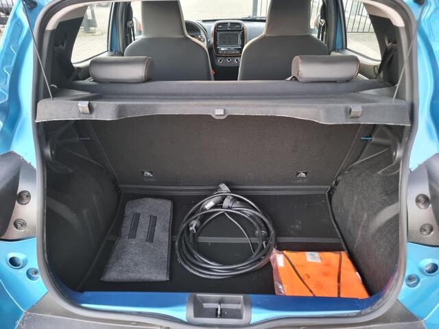 Dacia Spring Comfort Plus 27 kWh | Navigatie | Achteruitrijcamera | Parkeersensoren |