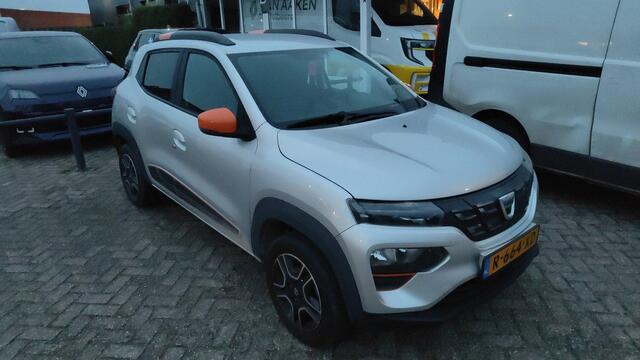 Dacia Spring Comfort 27 kWh Navigatie Camera