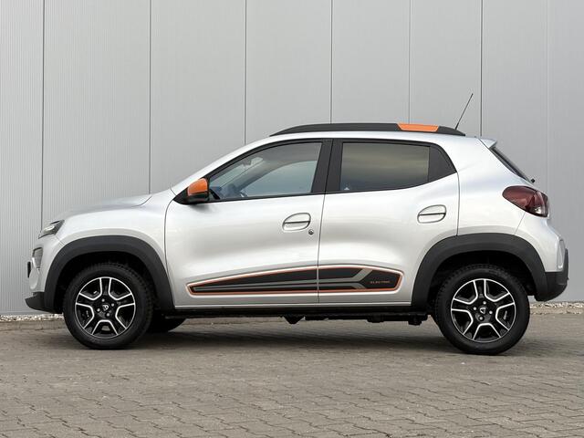 Dacia Spring Comfort Plus (Orange Pack) 27 kWh / Airco / Navigatie / Achteruitrijcamera / Lederen bekleding /