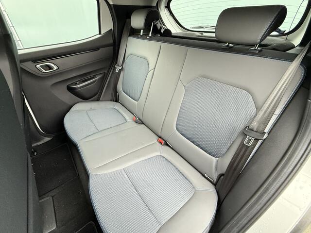 Dacia Spring BJR 2023 Comfort 45 PK 27 kWh CRUISE | 4700 KM! | PDC ACHTER | TELEFOON | AIRCO