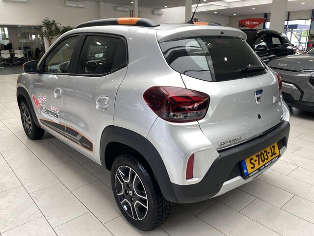 Dacia Spring Comfort Plus (Orange Pack) [ ¤329 PRIVATE LEASE I SNELLADER I CR