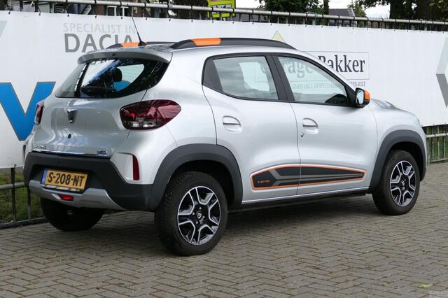 Dacia Spring Electric 45 Comfort Plus Orange Pack