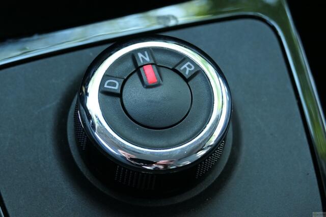 Dacia Spring Electric 45 Comfort Plus Orange Pack