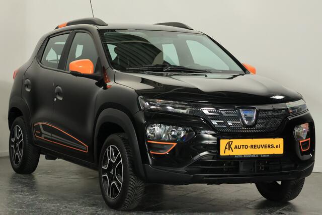 Dacia Spring Comfort Plus 27 kWh / Leder / CarPlay / Camera