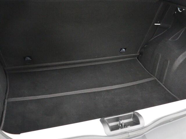 Dacia Spring Extreme 27 kWh | Leder | Carplay | Camera | Airco | Navigatie | Parkeerhulp | Speedlimiter | Bluetooth