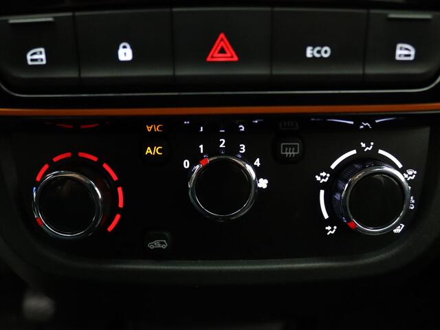 Dacia Spring Comfort Plus 27 kWh Airco | Camera | Navi | Parkeersens. achter