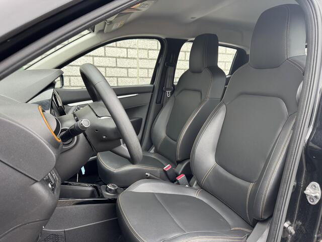 Dacia Spring Comfort Plus 27 kWh | Achteruitrijcamera | Navigatie | DAB+ | Apple CarPlay / Android Auto |