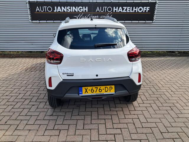 Dacia Spring Expression 27 kWh Automaat 100% Elektrisch 14.254 km!!! | Airco | Camera | Navigatie | 1e Eigenaar | Ndl auto | Als nieuw!! | RIJKLAARPRIJS INCL 12 MAANDEN GARANTIE EN BEURT