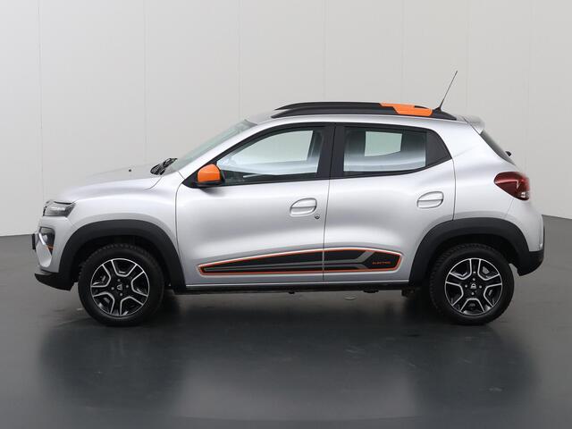 Dacia Spring Comfort Plus 27 kWh | Navigatie | Parkeercamera | Carplay | Cruise Control |