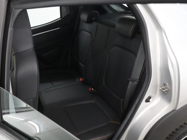 Dacia Spring Comfort Plus 27 kWh | Navigatie | Parkeercamera | Carplay | Cruise Control |