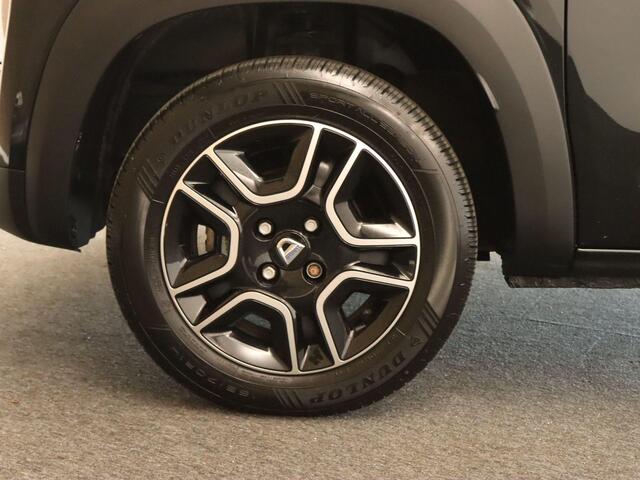 Dacia Spring Comfort Plus 27 kWh SOH 93% !!! - ORIGINEEL NEDERLANDSE AUTO - AFKOMSTIG VAN 1E EIGENAAR - NAVIGATIE - CAMERA - AIRCO - 2 LAADKABELS - RESERVEWIEL - PARKEERSENSOREN ACHTER - DAKRAILS - 4 X ELEKTRISCHE RAMEN - DUNLOP 4 SEIZOENENBANDEN