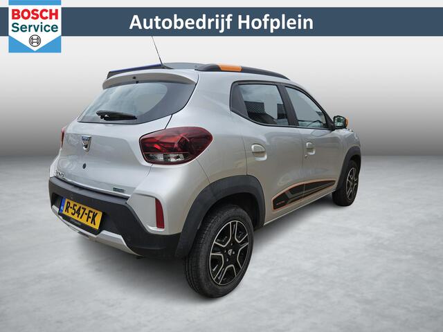 Dacia Spring Comfort Plus (Orange Pack) 27 kWh 1e Eigenaar | Elektrisch | Airco | LM-Velgen | Dakrail | El ramen V+A | Camera | Centrale vergrendeling | 13.091 KM!!