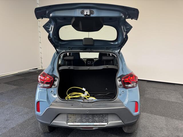 Dacia Spring 65 Extreme 27 kWh SOH 95% Car play Cruise control Camera Airco
