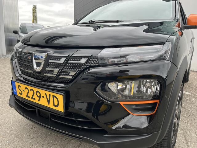 Dacia Spring Expression 27 kWh AUTOMAAT l CAMERA | PARKEERSENSOREN | AIRCO