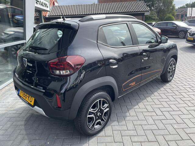 Dacia Spring Comfort Plus (Orange Pack) 27 kWh | CAMERA | SOH 92% | SENSOREN | AIRCO | CRUISE