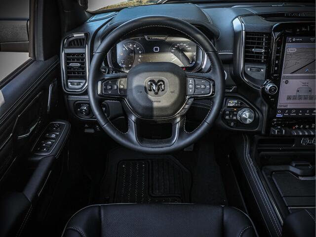 Dodge 1500 Ram Limited Night Edition | Luchtvering | Head-Up Display |
