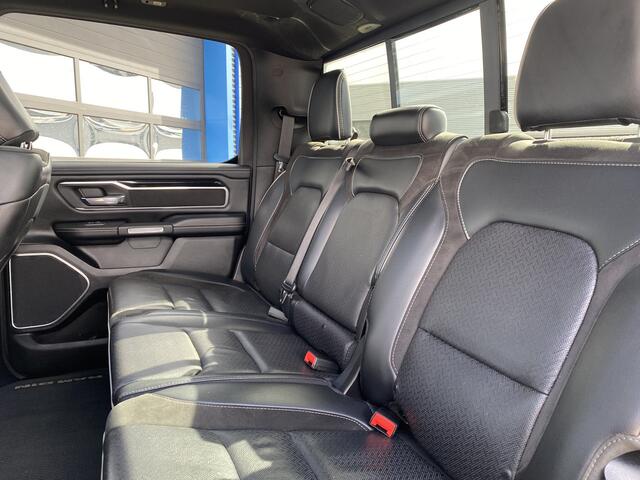 Dodge 1500 Ram 5.7 V8 4x4 Crew Cab 5'7 Laramie ?NAVI?LUCHTVERING?LED?PANORAMADAK?ADAPTIVE CRUISE?22"?63DKM