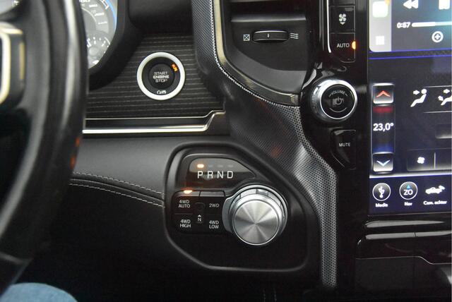 Dodge 1500 Ram 5.7 V8 4x4 Crew Cab Limited |