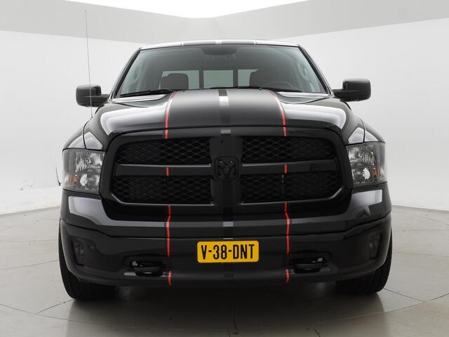 Dodge 1500 Ram 5.7 V8 357 PK 4X4 CREW CAB *3.934 KM!* + LEDER | SCHUIFDAK | CAMERA | TREKHAAK 3500 KG