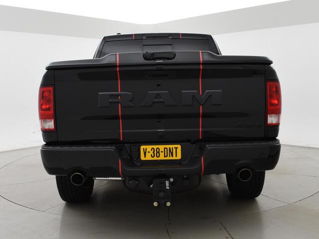 Dodge 1500 Ram 5.7 V8 357 PK 4X4 CREW CAB *3.934 KM!* + LEDER | SCHUIFDAK | CAMERA | TREKHAAK 3500 KG